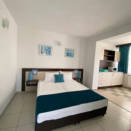 Ξενοδοχείο Lilia 2 Family 2*