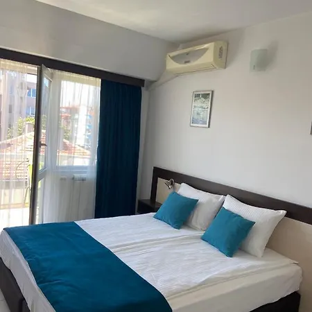 מלון Lilia 2 Family פרימורסקו