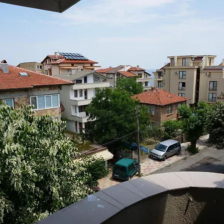 Lilia 2 Family 2* Πριμόρσκο