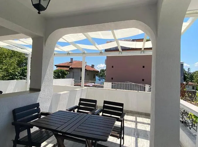 Hotel Lilia 2 Family