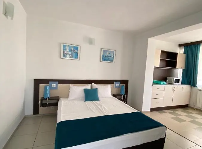 Hotel Lilia 2 Family 2*