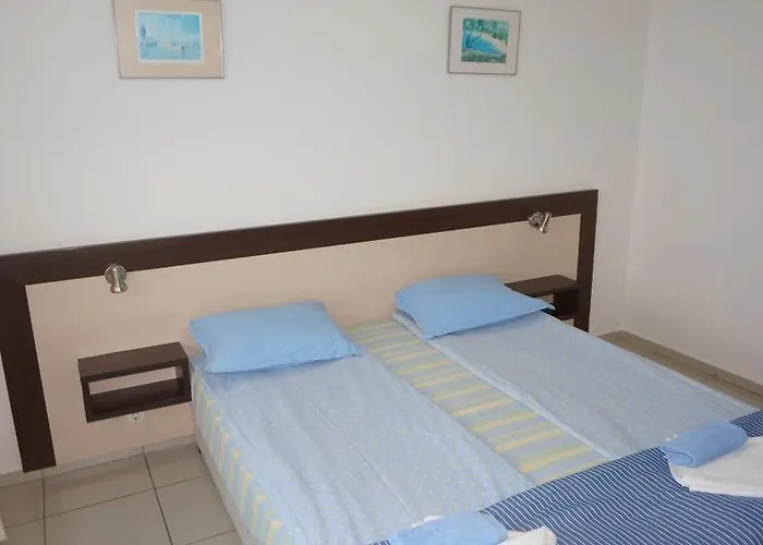 Hotel Lilia 2 Family 2*