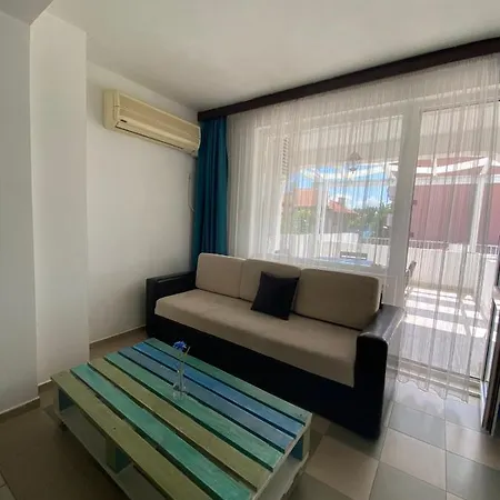 Lilia 2 Family Hotel Hotel