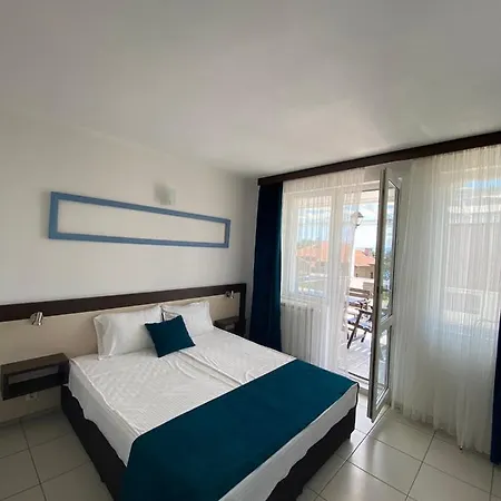 Lilia 2 Family Hotel 2* Primorsko
